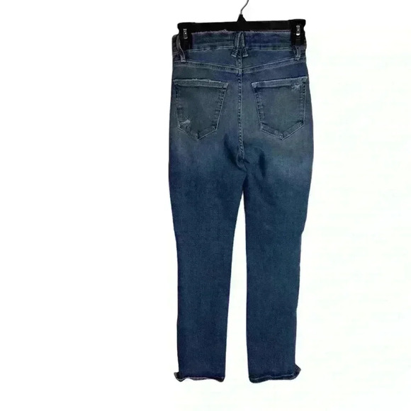 Good American Good Legs Cropped Side Slit Jeans in Blue667 0/25 - Picture 6 of 9